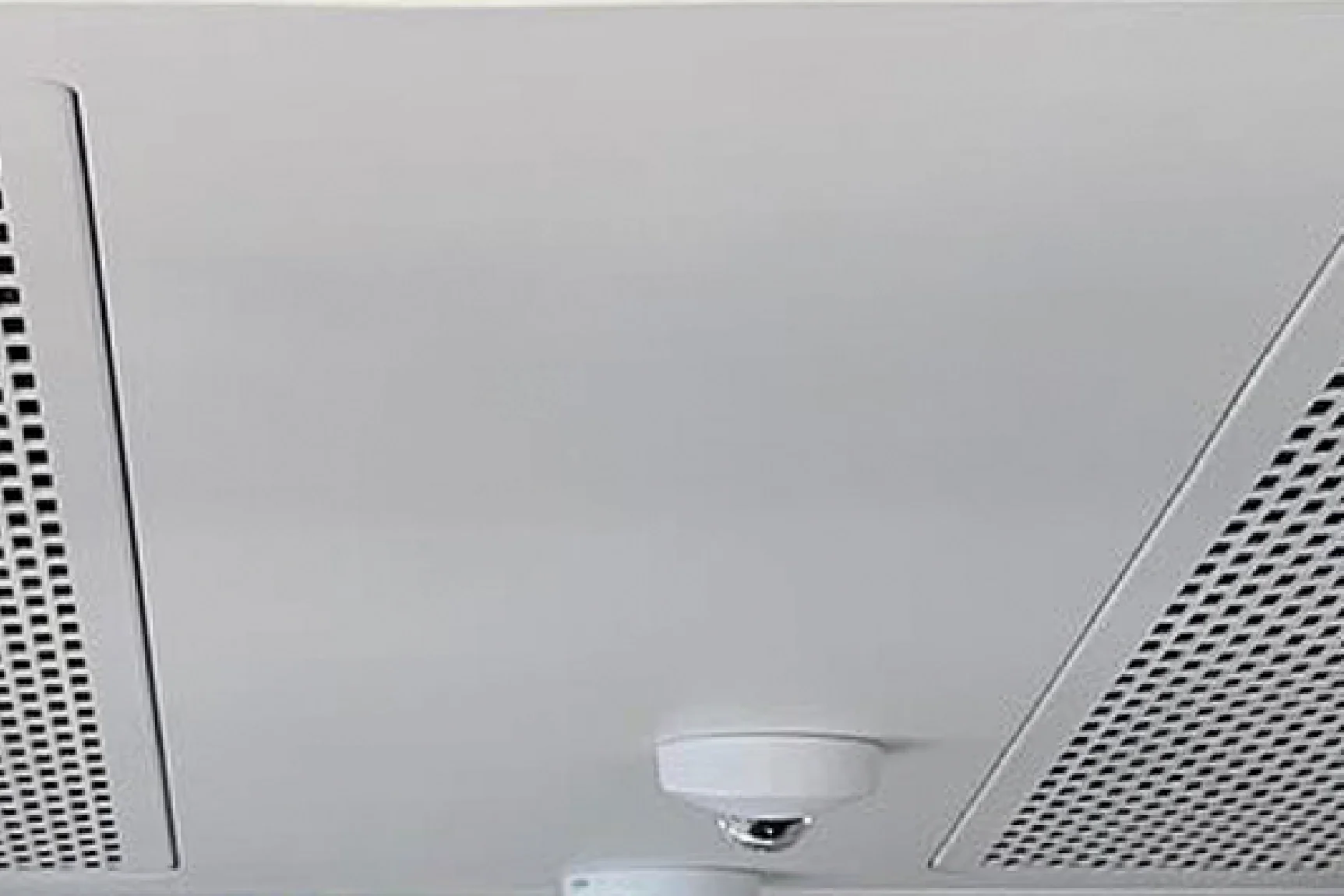 Gravação contínua, a bordo, sem depender da rede.